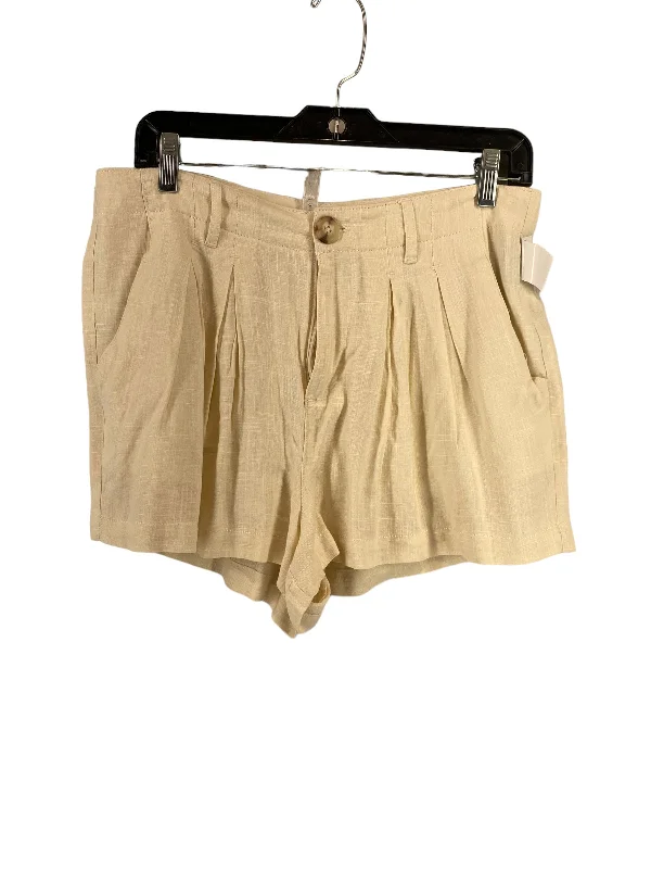 Shorts By Clothes Mentor  Size: L